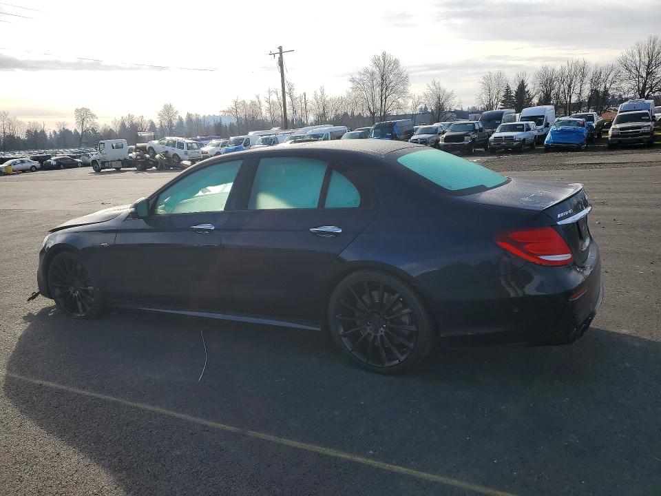 76951375 :رقم المزاد ، WDDZF6BB7KA588005 vin ، 2019 Mercedes-benz E مزاد بيع