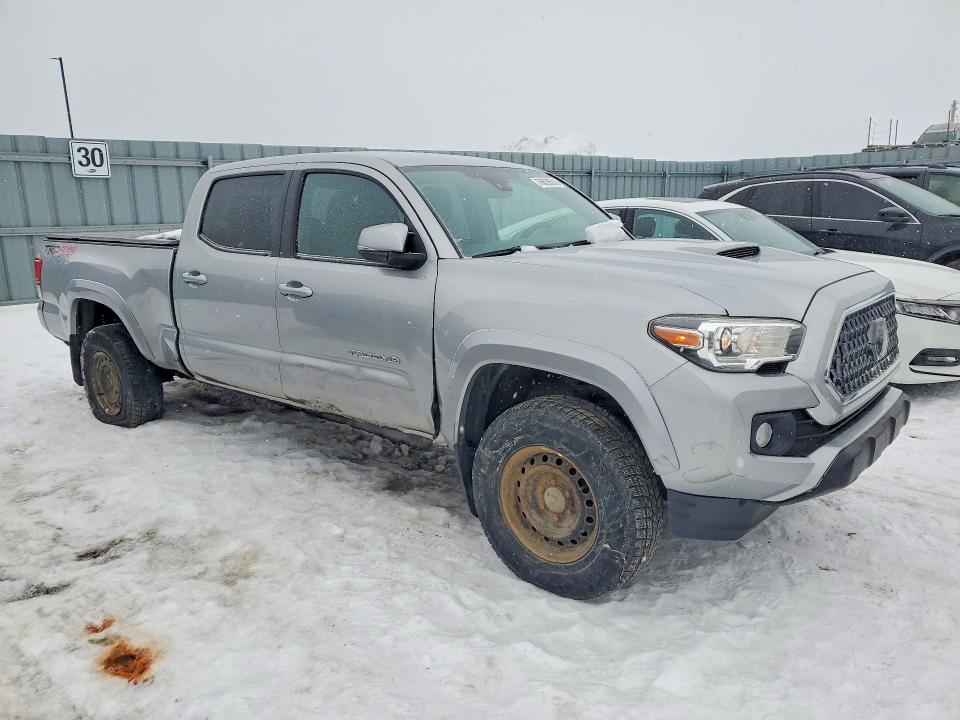 Aukcja sprzedaży 2018 Toyota Tacoma, vin: 5TFDZ5BN0JX030315, numer aukcji: 76628535