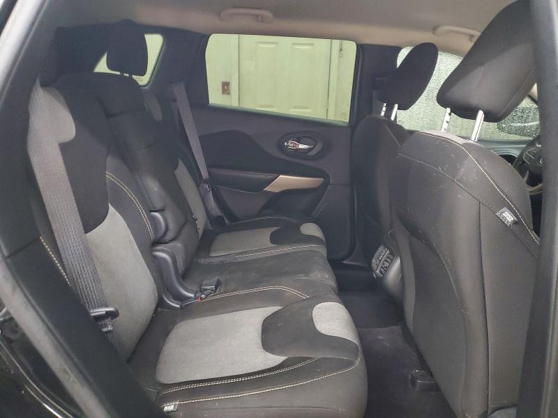 Продаж на аукціоні авто 2017 Jeep Cherokee, vin: 1C4PJLAB2HW641897, номер лоту: 76821165