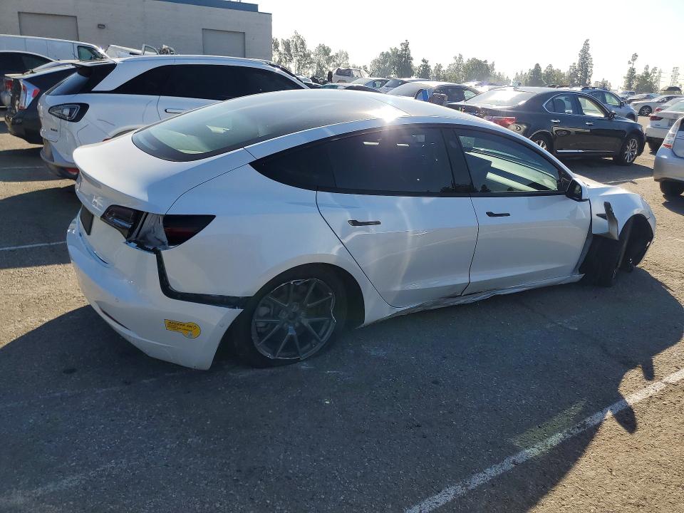 2021 Tesla Model 3 მანქანა იყიდება აუქციონზე, vin: 5YJ3E1EA6MF069398, აუქციონის ნომერი: 77795025