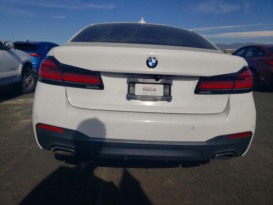 2021 Bmw 530e მანქანა იყიდება აუქციონზე, vin: WBA13AG06MCF92046, აუქციონის ნომერი: 78346585