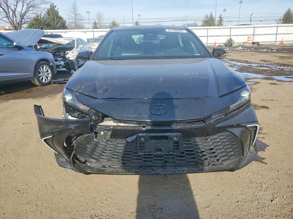 Продажа на аукционе авто 2025 Toyota Camry, vin: 4T1DBADK1SU531244, номер лота: 76790095