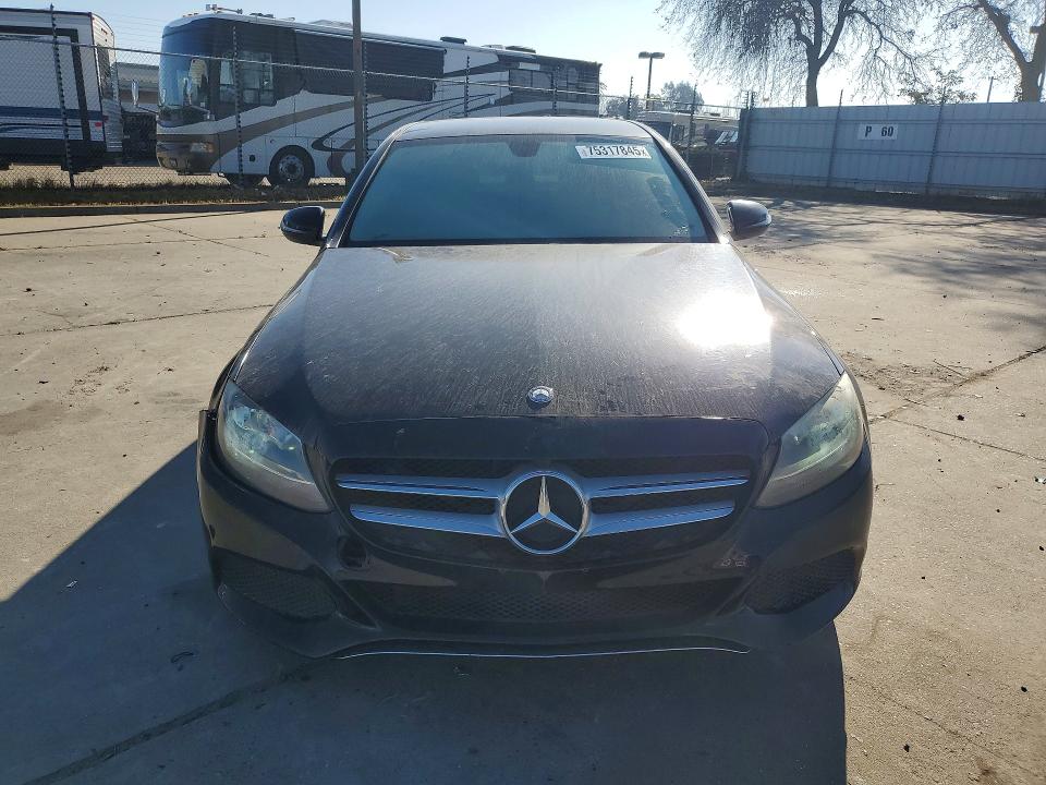 75317845 :رقم المزاد ، 55SWF4JB3GU102953 vin ، 2016 Mercedes-benz C مزاد بيع