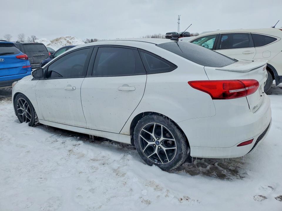 75620215 :رقم المزاد ، 1FADP3F27GL272969 vin ، 2016 Ford Focus مزاد بيع