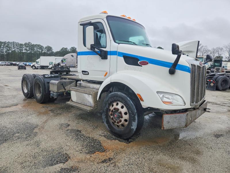 Aukcja sprzedaży 2015 Peterbilt Tractor 579, vin: 1XPBDP9X6FD270811, numer aukcji: 75751335