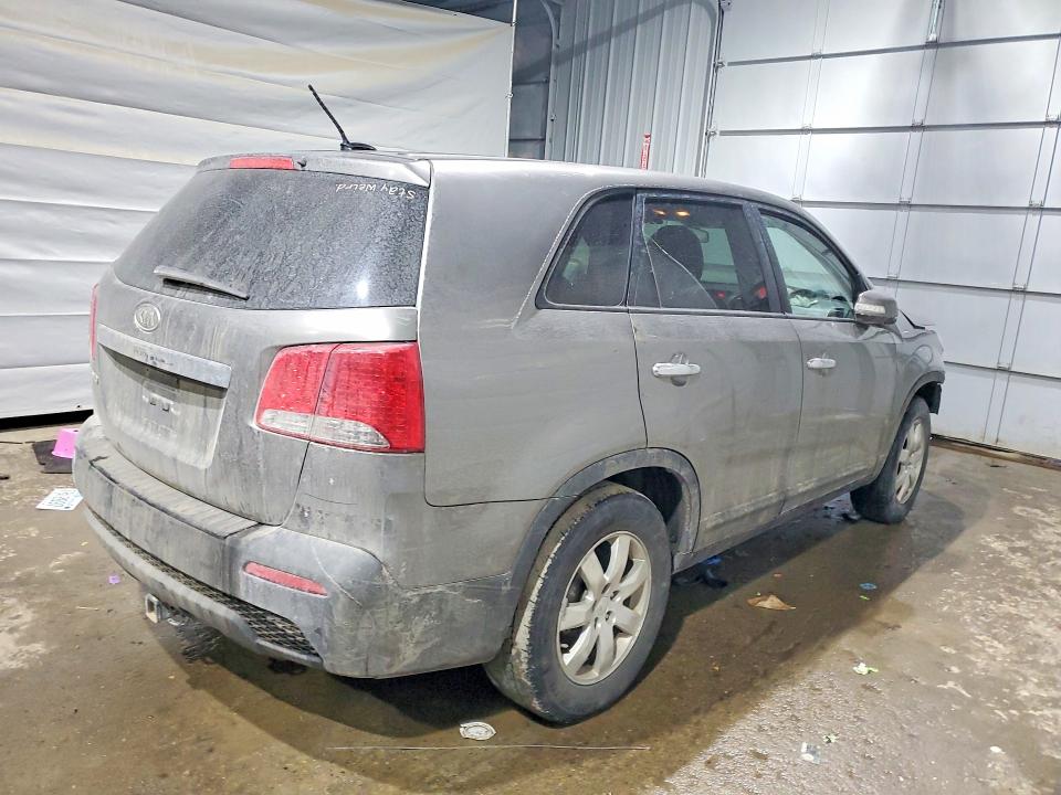 2012 Kia Sorento მანქანა იყიდება აუქციონზე, vin: 5XYKT3A16CG203790, აუქციონის ნომერი: 79357755