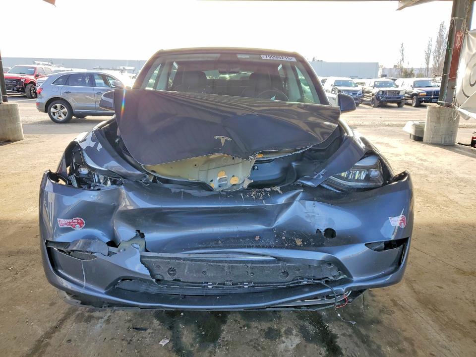 2023 Tesla Model Y მანქანა იყიდება აუქციონზე, vin: 7SAYGDEE0PF620291, აუქციონის ნომერი: 79099215