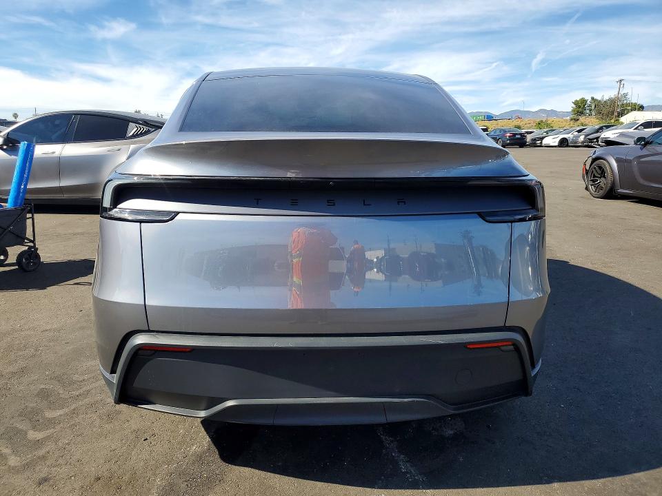 79480845 :رقم المزاد ، 7SAYGDED9TF386962 vin ، 2026 Tesla Model Y مزاد بيع