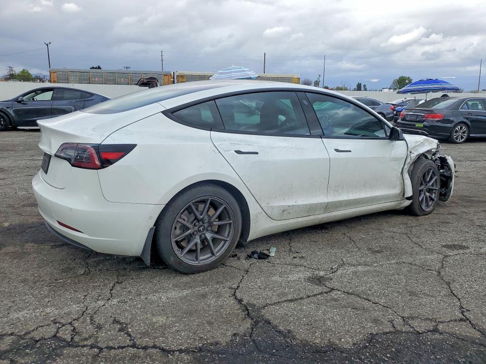 78023435 :رقم المزاد ، 5YJ3E1EA3MF867731 vin ، 2021 Tesla Model 3 مزاد بيع