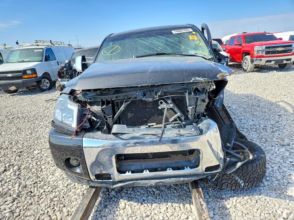 2011 Nissan Titan მანქანა იყიდება აუქციონზე, vin: 1N6BA0EK1BN319071, აუქციონის ნომერი: 74687435