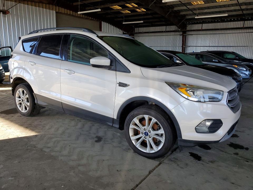 Auction sale of the 2018 Ford Escape, vin: 1FMCU0HD4JUB40924, lot number: 79459155