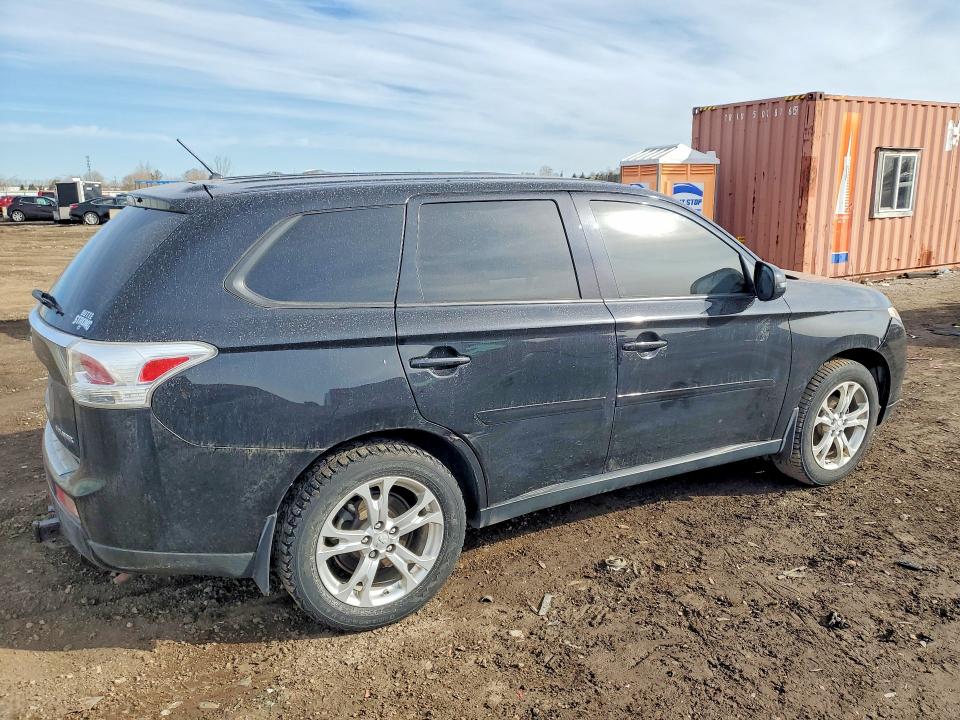 77973155 :رقم المزاد ، JA4AZ3A35EZ002327 vin ، 2014 Mitsubishi Outlander مزاد بيع