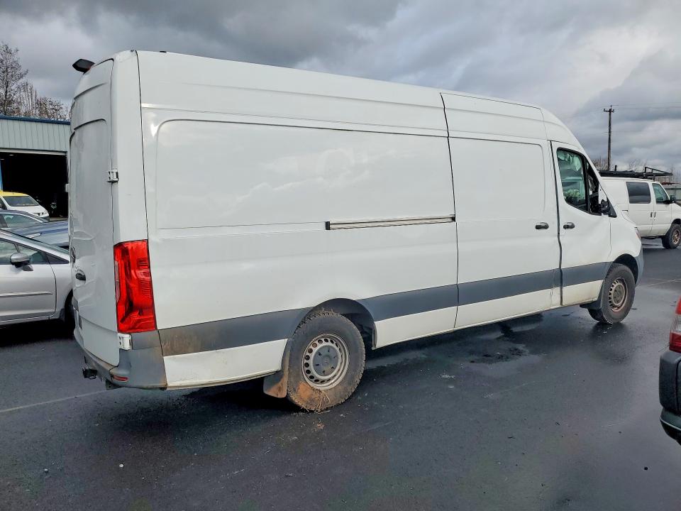 2021 Mercedes-benz Sprinter მანქანა იყიდება აუქციონზე, vin: W1Y4DCHY1MT046597, აუქციონის ნომერი: 75104995