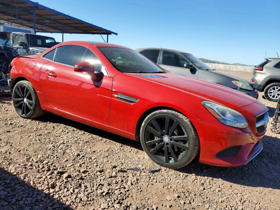 2017 Mercedes-benz Slc მანქანა იყიდება აუქციონზე, vin: WDDPK3JA8HF137641, აუქციონის ნომერი: 75864785