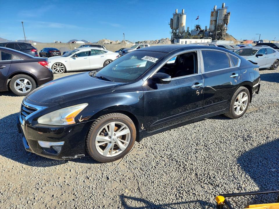Продажа на аукционе авто 2015 Nissan Altima, vin: 1N4AL3AP0FN864833, номер лота: 78531575