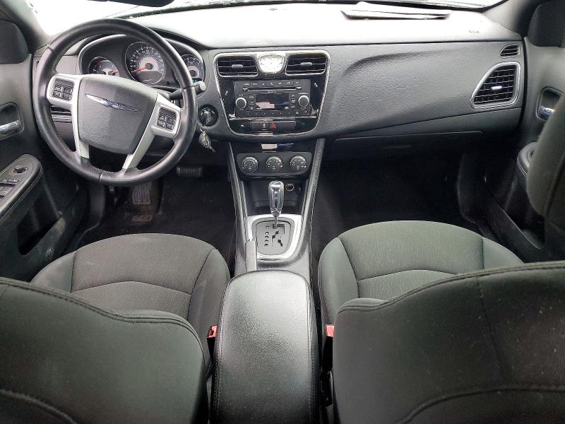 2011 Chrysler 200 მანქანა იყიდება აუქციონზე, vin: 1C3BC1FG4BN555571, აუქციონის ნომერი: 76868645