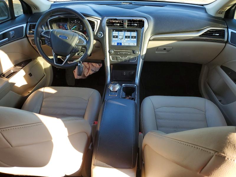 77375395 :رقم المزاد ، 3FA6P0PU1JR106544 vin ، 2018 Ford Fusion مزاد بيع