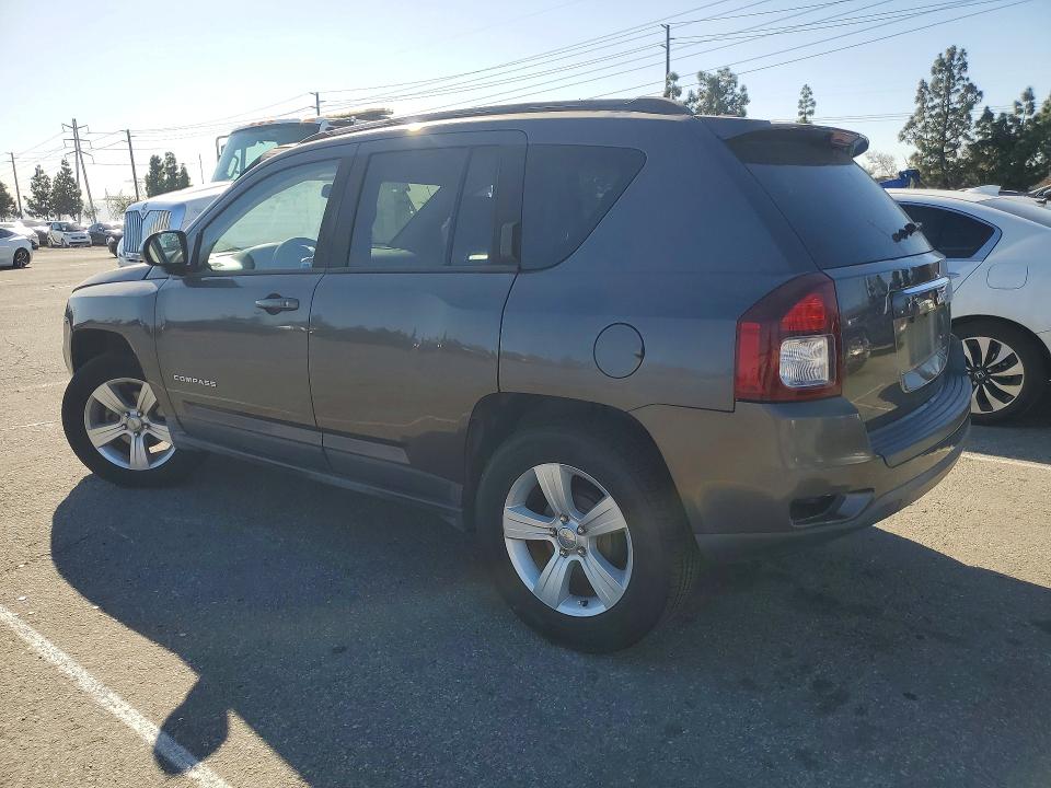 75690745 :رقم المزاد ، 1C4NJCBA5GD569097 vin ، 2016 Jeep Compass مزاد بيع