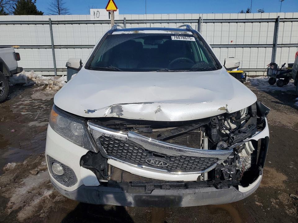 76078675 :رقم المزاد ، 5XYKUDA28DG358824 vin ، 2013 Kia Sorento مزاد بيع