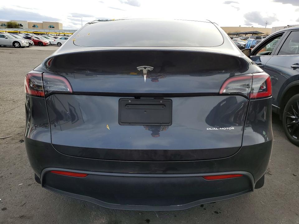 77233935 :رقم المزاد ، 7SAYGDEE4RF198416 vin ، 2024 Tesla Model Y مزاد بيع