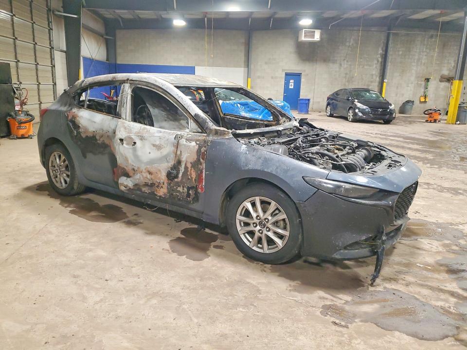 76797115 :رقم المزاد ، JM1BM1L79E1179135 vin ، 2014 Mazda 3 مزاد بيع