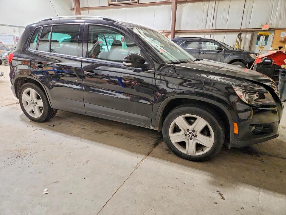 Продажа на аукционе авто 2010 Volkswagen Tiguan Se, vin: WVGBV7AX2AW521231, номер лота: 76577055