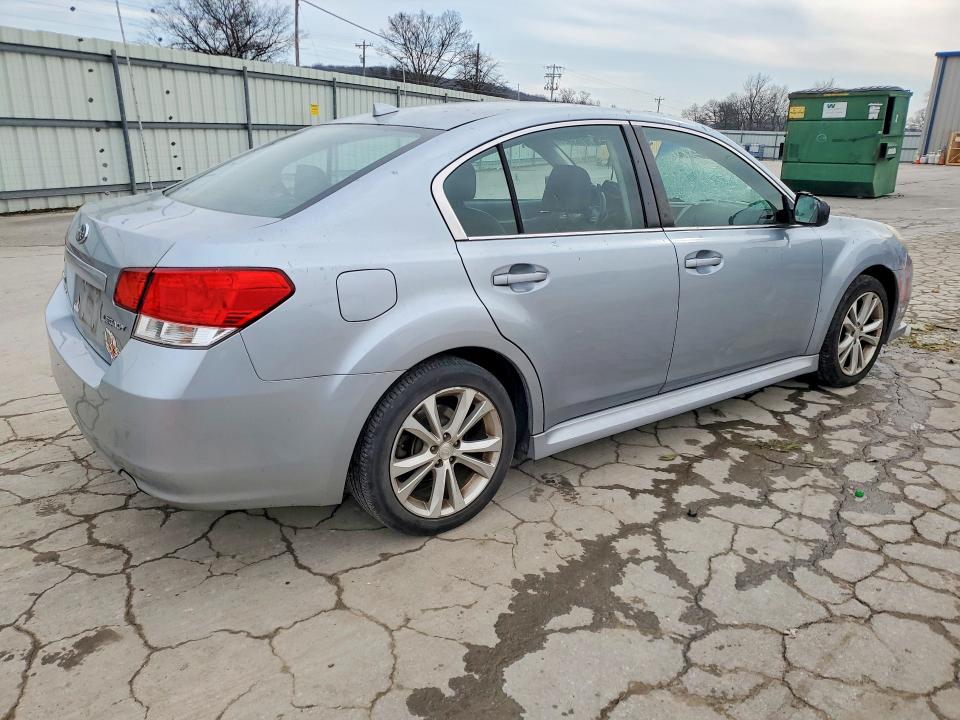 76169925 :رقم المزاد ، 4S3BMCP61D3044313 vin ، 2013 Subaru Legacy مزاد بيع