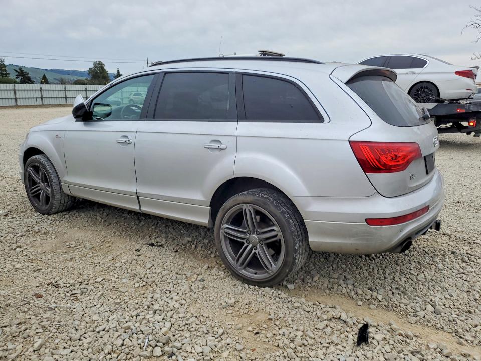76875155 :رقم المزاد ، WA1DGAFE9FD029210 vin ، 2015 Audi Q7 مزاد بيع