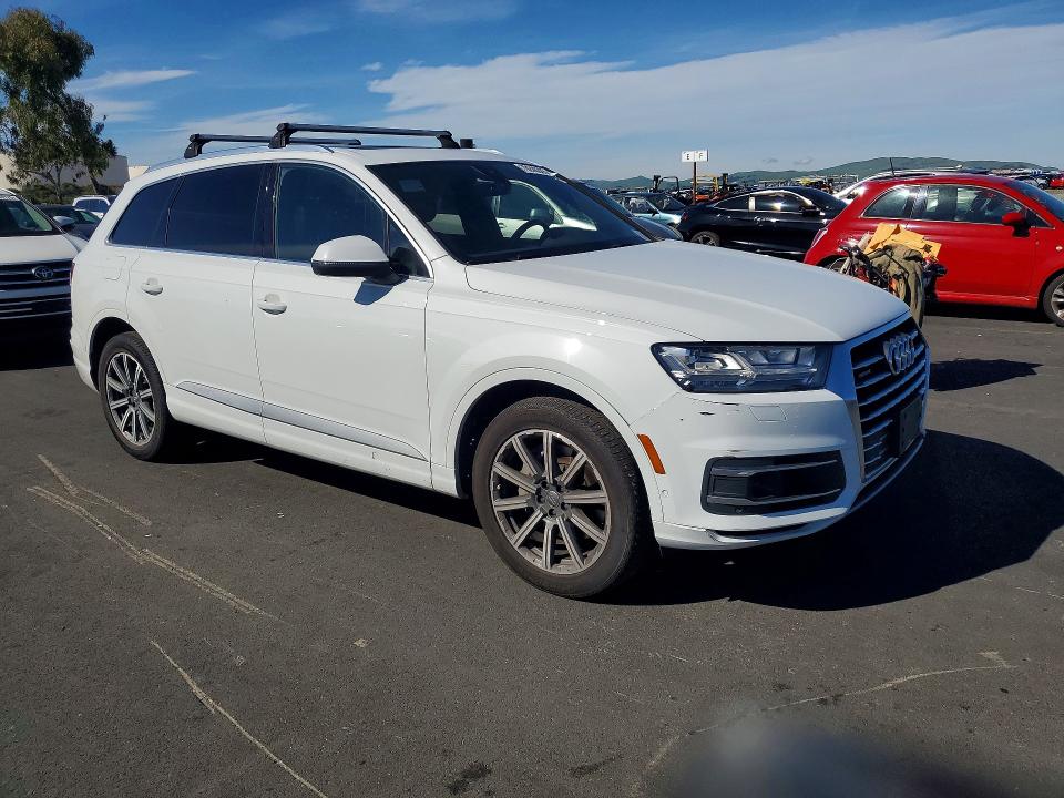 Продаж на аукціоні авто 2019 Audi Q7, vin: WA1LAAF76KD020134, номер лоту: 79246365