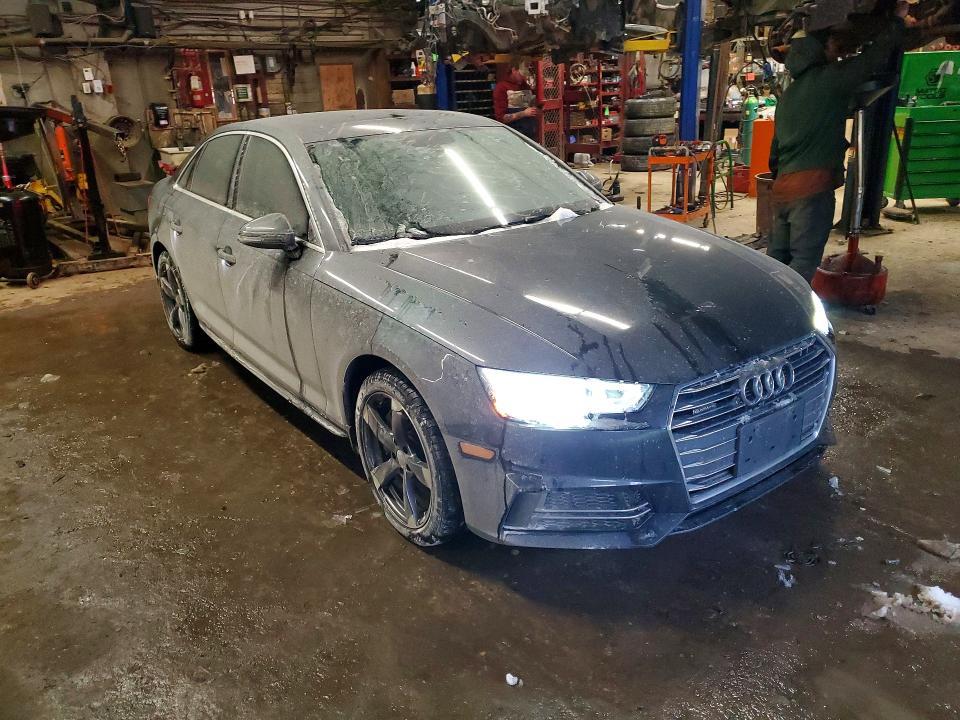 Aukcja sprzedaży 2018 Audi A4, vin: WAUBNAF49JN018346, numer aukcji: 72145925