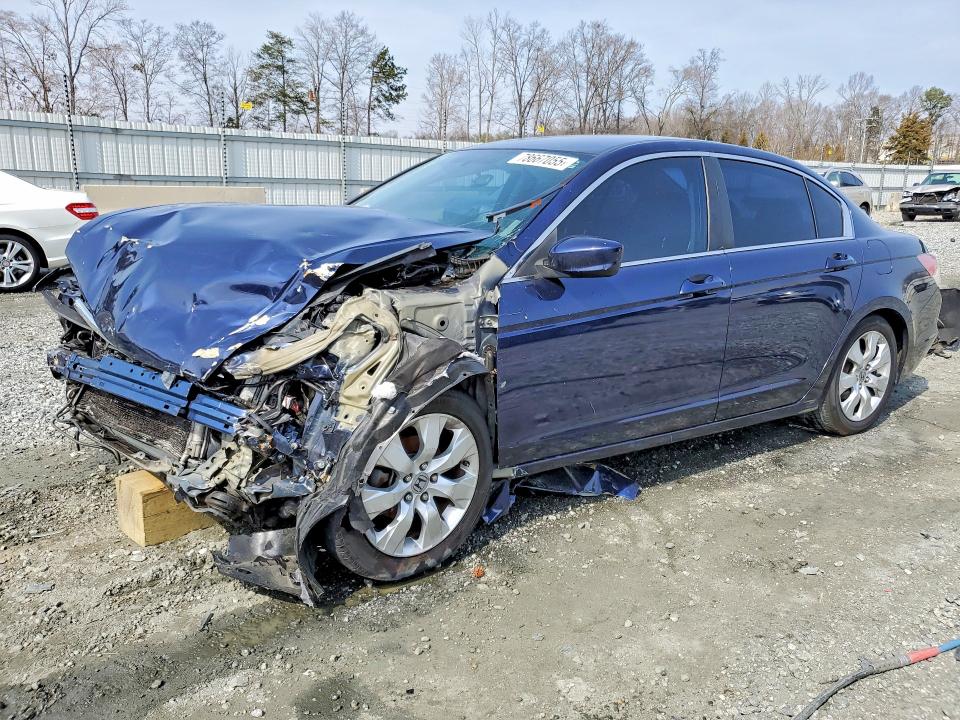 78667055 :رقم المزاد ، 1HGCP2F44BA120302 vin ، 2011 Honda Accord مزاد بيع