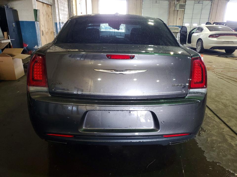 Auction sale of the 2019 Chrysler 300, vin: 2C3CCAGG4KH517530, lot number: 78442575