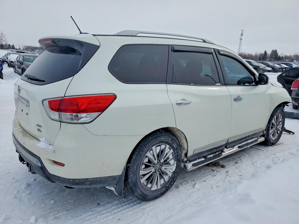 Продажа на аукционе авто 2015 Nissan Pathfinder, vin: 5N1AR2MM4FC705051, номер лота: 75406375