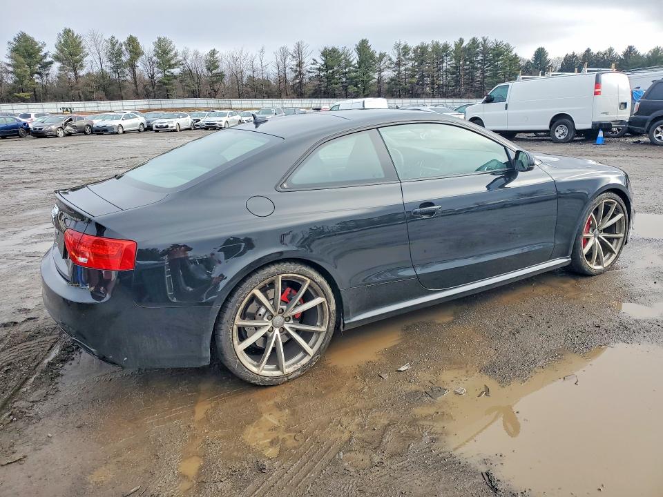 78355855 :رقم المزاد ، WUAC6AFR1FA901956 vin ، 2015 Audi Rs5 مزاد بيع