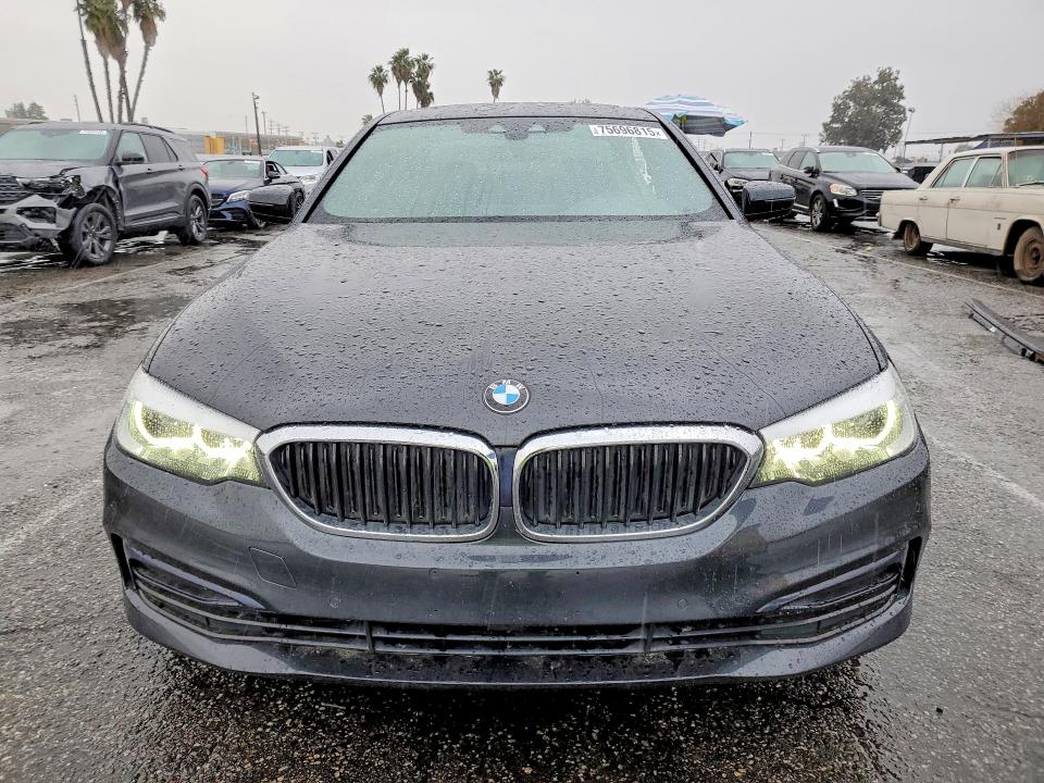 75696815 :رقم المزاد ، WBAJA5C52KBX88130 vin ، 2019 Bmw 530 مزاد بيع