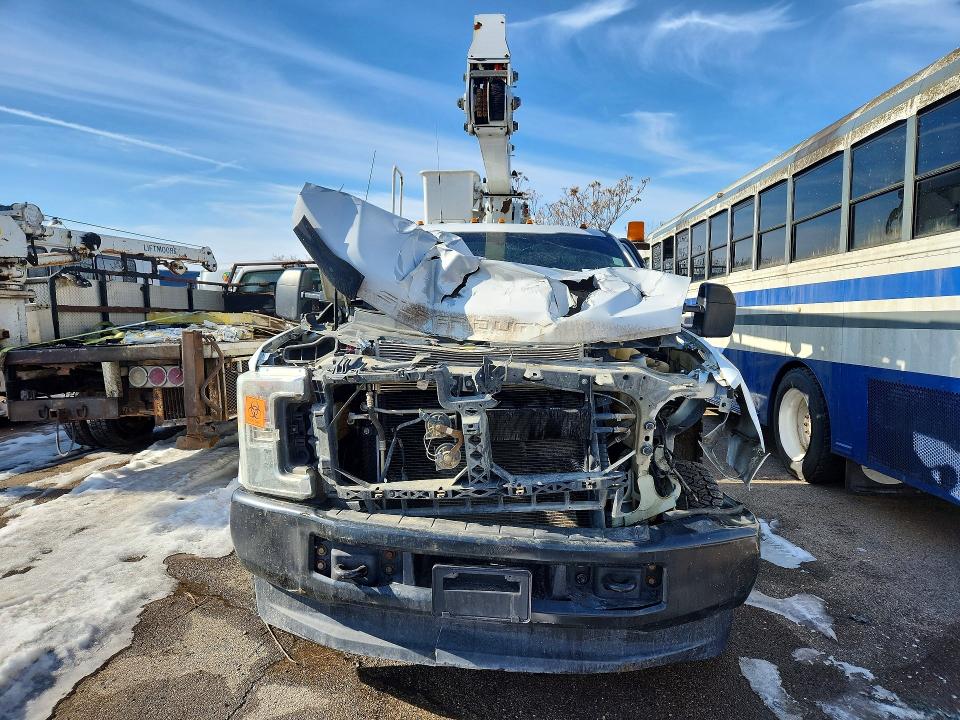 2017 Ford F350 მანქანა იყიდება აუქციონზე, vin: 1FDRF3H67HDA04594, აუქციონის ნომერი: 76540755