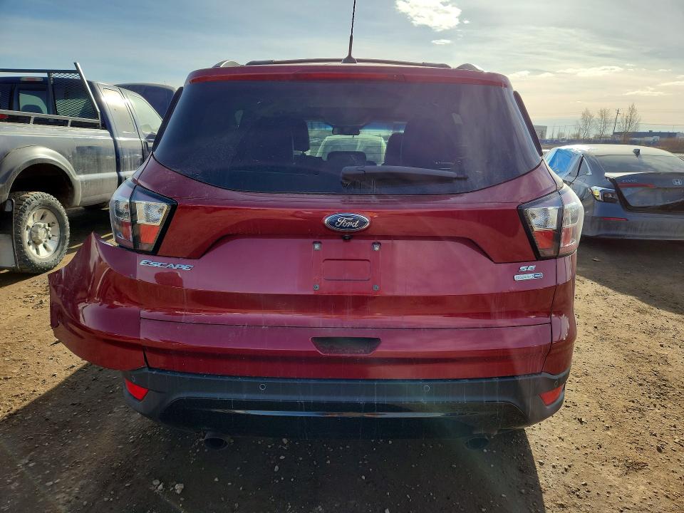 2017 Ford Escape მანქანა იყიდება აუქციონზე, vin: 1FMCU9G93HUC04947, აუქციონის ნომერი: 77211095
