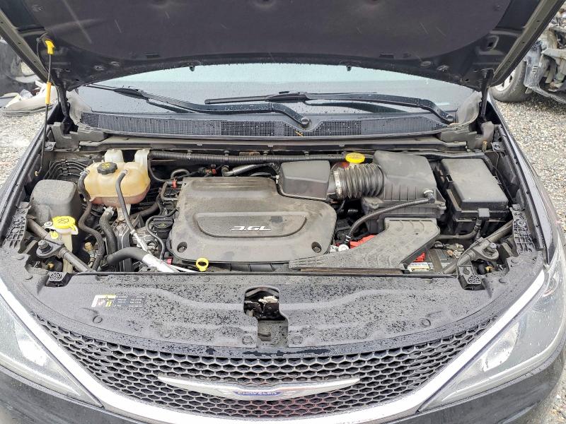 Продажа на аукционе авто 2017 Chrysler Pacifica, vin: 2C4RC1BG2HR530390, номер лота: 77150905