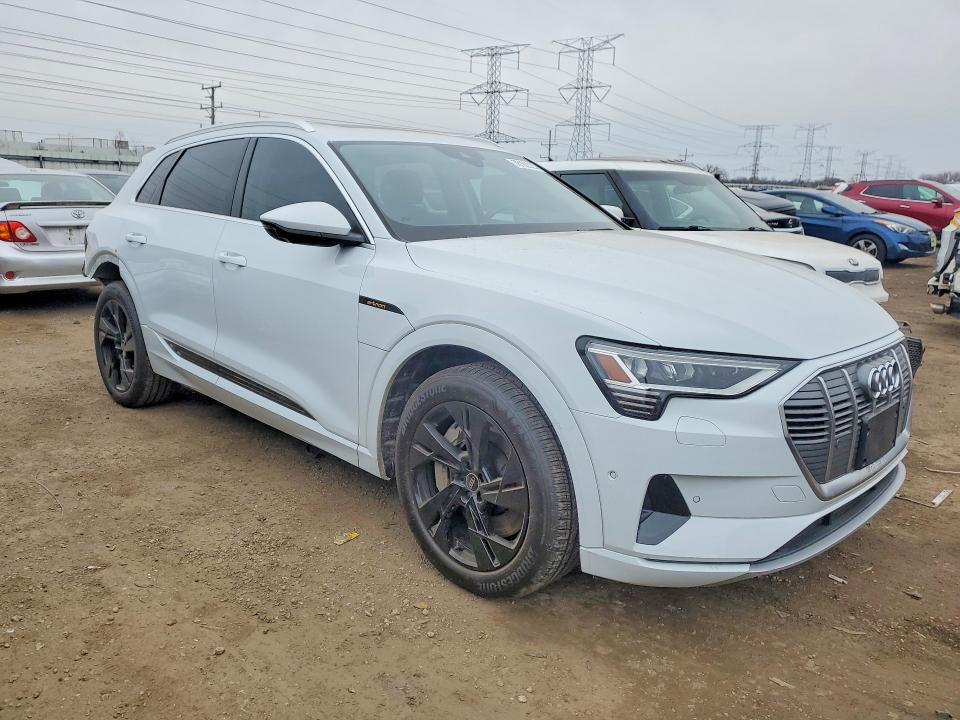 Aukcja sprzedaży 2022 Audi E-tron, vin: WA1LAAGE6NB014153, numer aukcji: 78162025