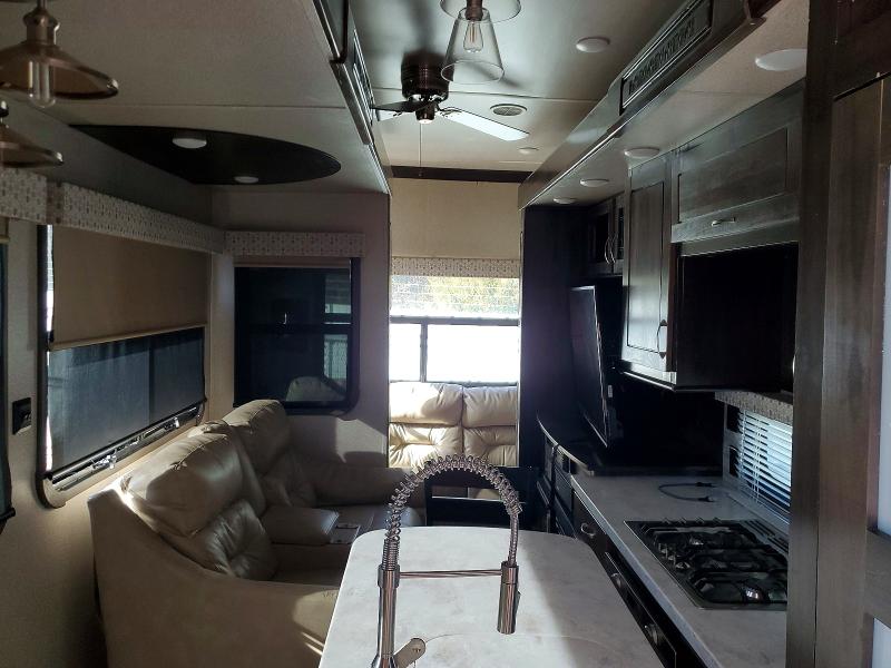 Продаж на аукціоні авто 2020 Fore Cedarcreek, vin: 4X4FCRM22LS223886, номер лоту: 77273455