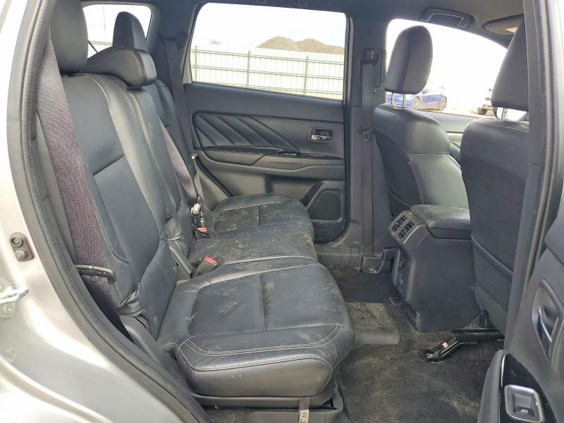 Продаж на аукціоні авто 2019 Mitsubishi Outlander, vin: JA4J24A56KZ048854, номер лоту: 76470435