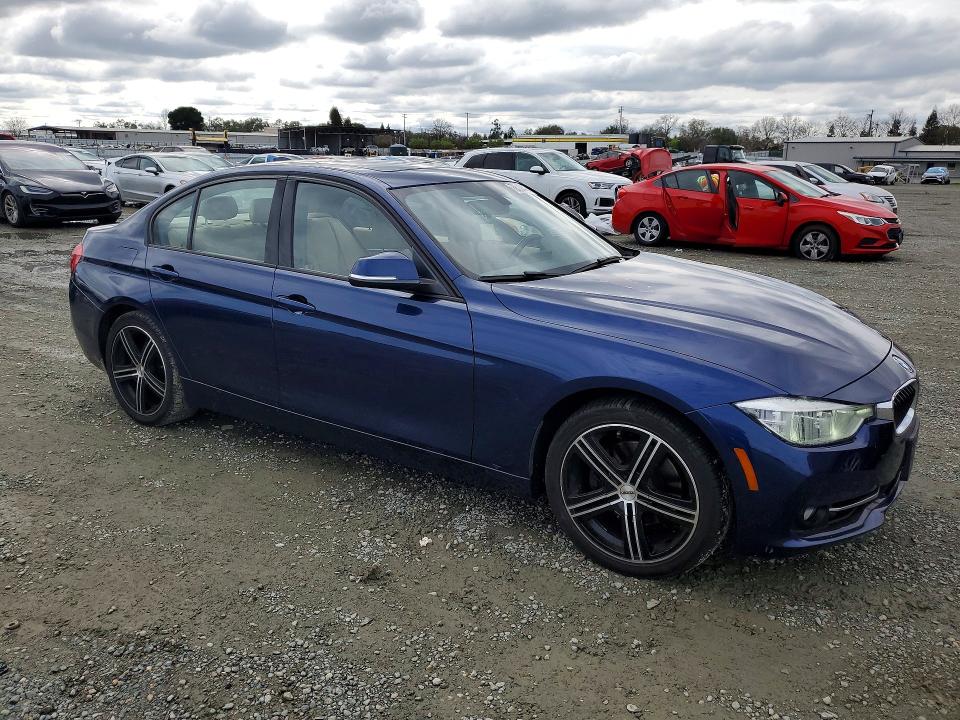 78502435 :رقم المزاد ، WBA8E9G56GNT85651 vin ، 2016 Bmw 328 مزاد بيع