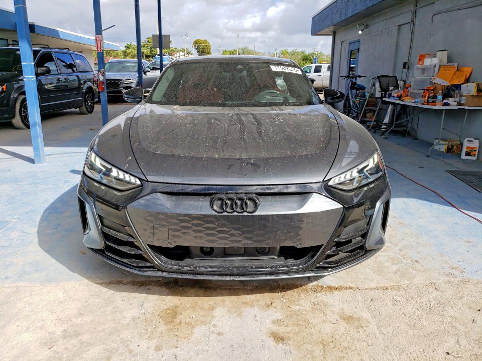 77602655 :رقم المزاد ، WAUBHBFWXP7901139 vin ، 2023 Audi Rs E-tron Gt مزاد بيع
