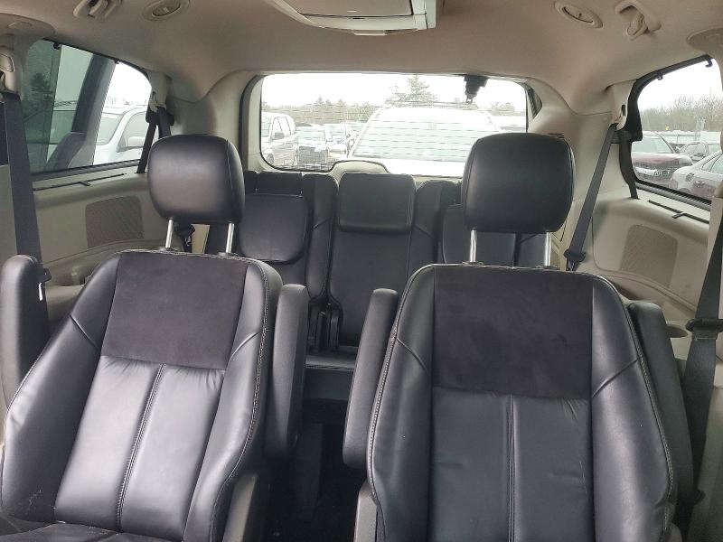 Продажа на аукционе авто 2015 Chrysler Town & Country, vin: 2C4RC1GGXFR532796, номер лота: 78246115