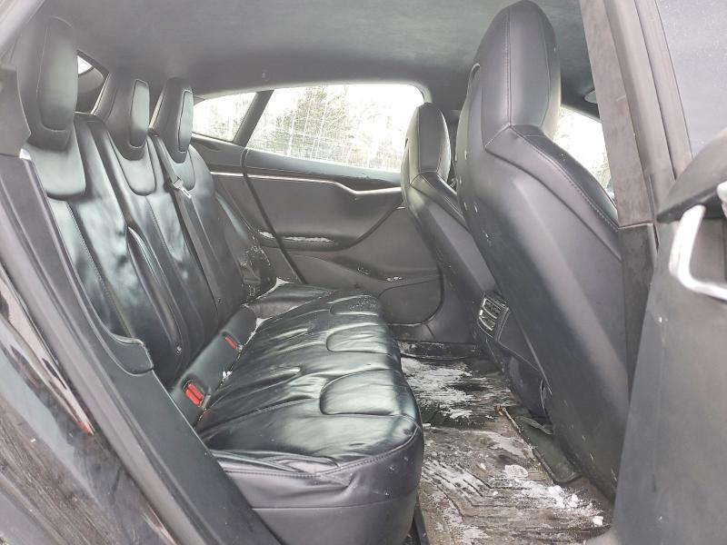 Продажа на аукционе авто 2015 Tesla Model S, vin: 5YJSA1E26FF103665, номер лота: 76369255