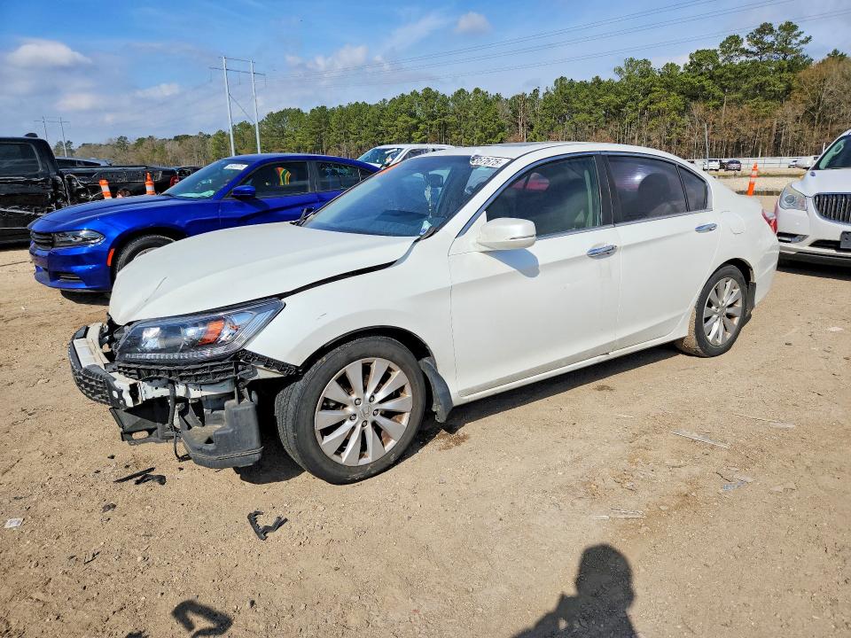 Auction sale of the 2013 Honda Accord, vin: 1HGCR2F80DA134746, lot number: 76367675