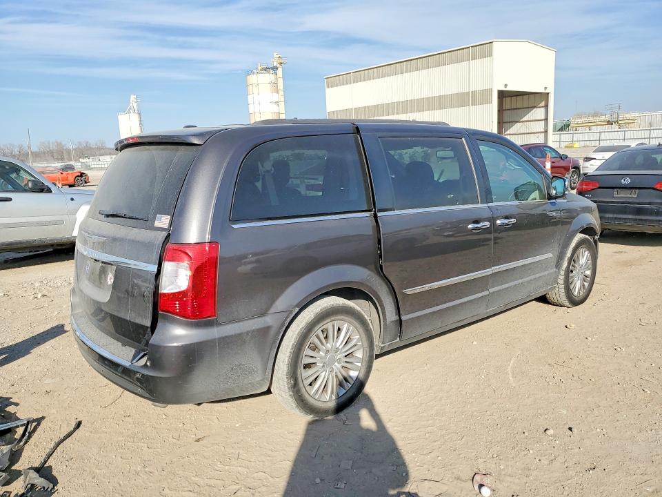 77364545 :رقم المزاد ، 2C4RC1CGXFR753868 vin ، 2015 Chrysler Town & Country مزاد بيع