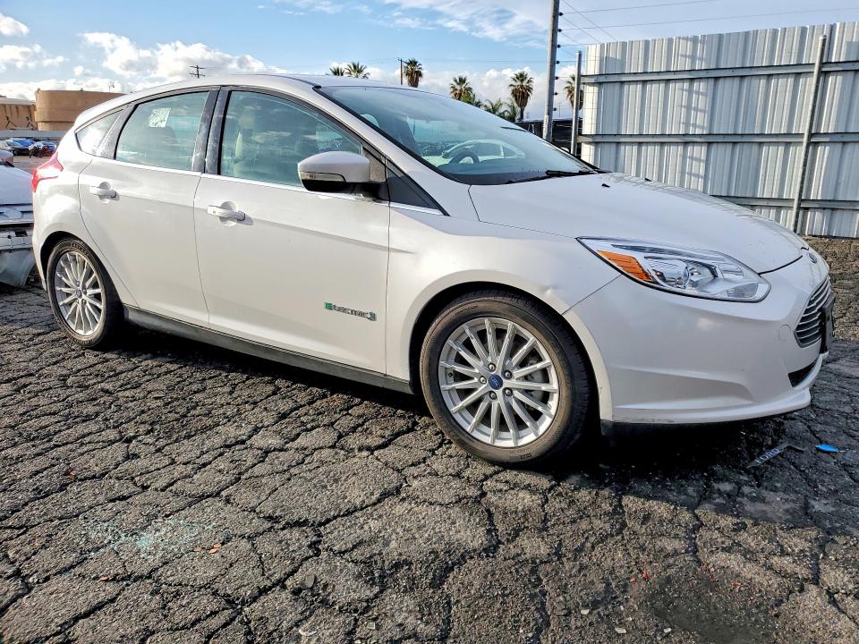 Продаж на аукціоні авто 2017 Ford Focus Bev, vin: 1FADP3R49HL314735, номер лоту: 76663165