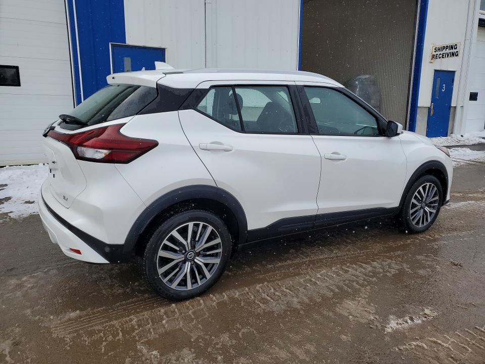 Продажа на аукционе авто 2021 Nissan Kicks, vin: 3N1CP5CV4ML531937, номер лота: 76825965