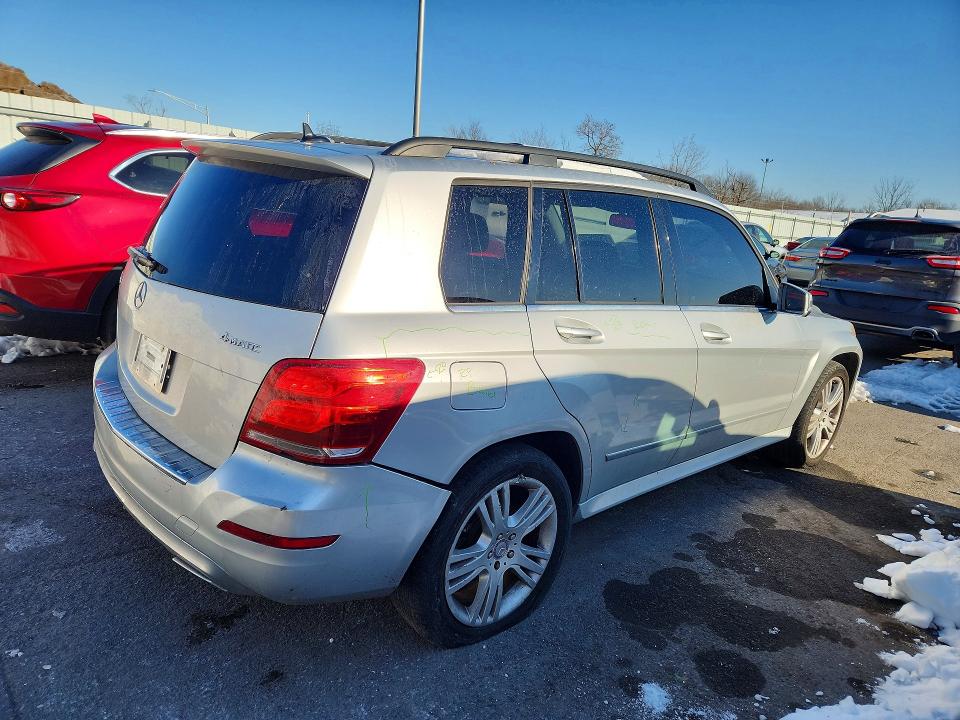 Продаж на аукціоні авто 2013 Mercedes-benz Glk, vin: WDCGG8JBXDG112126, номер лоту: 75926025